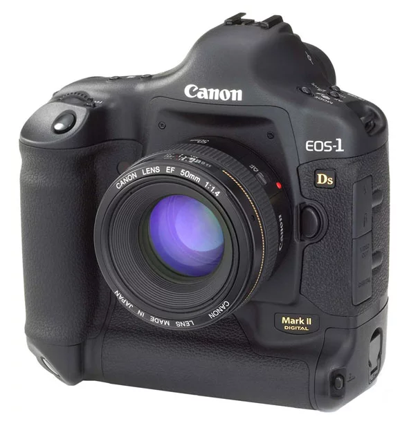 Фотоаппарат не фокусирует на Canon EOS 1Ds Mark II Kit